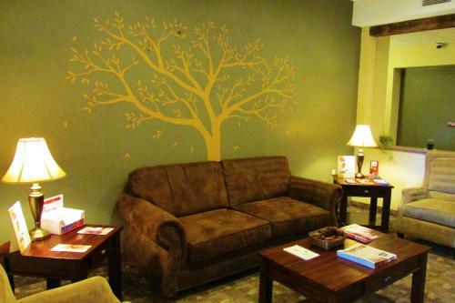 Hotel Crystal Springs Inn And Suites