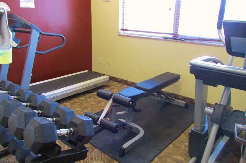 Hotel Crystal Springs Inn And Suites