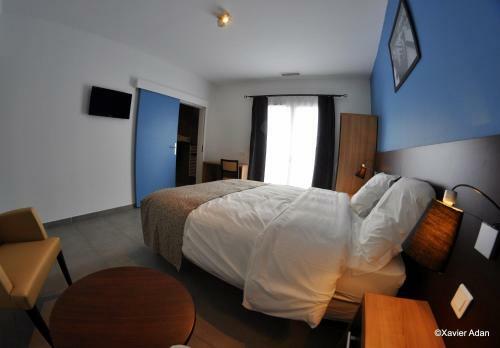 Hotel Douce France