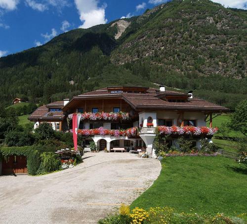 Hotel Haus Tirol
