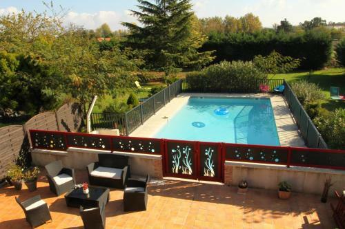 Hostal Le Mas Des Cerisiers