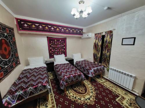 Hostal Hotel Registon Zargaron