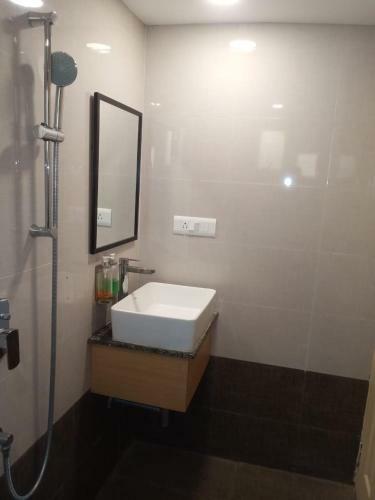 Gl Blossom Service Apartments