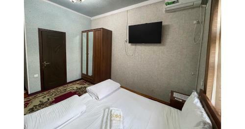 Old Inn Hostel