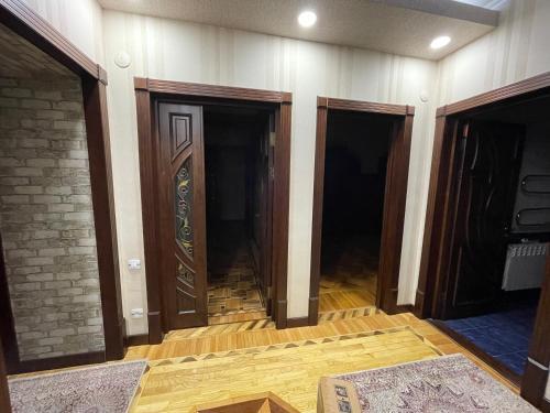 Apartamento ??????? ?? ???????????? ?????? ???? ???????? 4 ????????? (???????????? ? 5 ??????) Tashkent