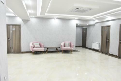 Human Hotel