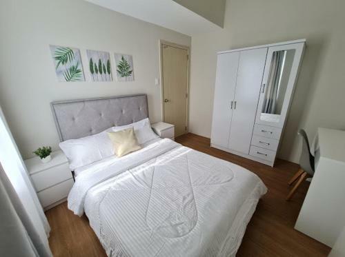 Apartamento Lovely 2- Br Condo (fully Air-conditioned W/ Wifi)