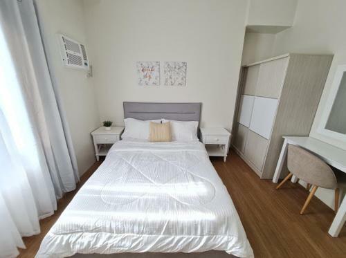 Apartamento Lovely 2- Br Condo (fully Air-conditioned W/ Wifi)