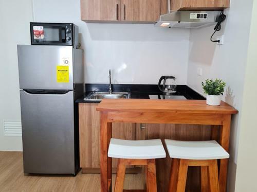 Apartamento Lovely 2- Br Condo (fully Air-conditioned W/ Wifi)