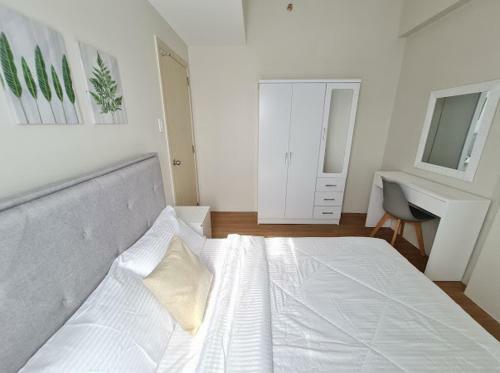 Apartamento Lovely 2- Br Condo (fully Air-conditioned W/ Wifi)