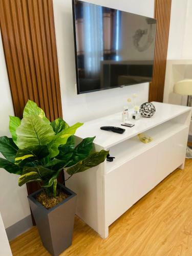 Apartamento Lou Condo Rentals