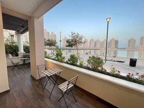 Apartamento Unique 1 Bedroom Chalet Beach Front