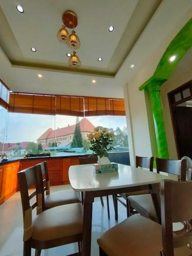 Mya The Villa ?� L?t