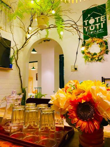 Totetuti House