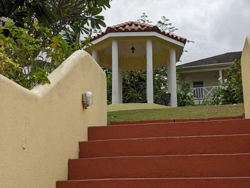 Fast Free Wifi, Pool, Stunning Sea Views
