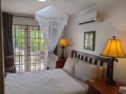 Fast Free Wifi, Pool, Stunning Sea Views