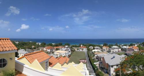Fast Free Wifi, Pool, Stunning Sea Views