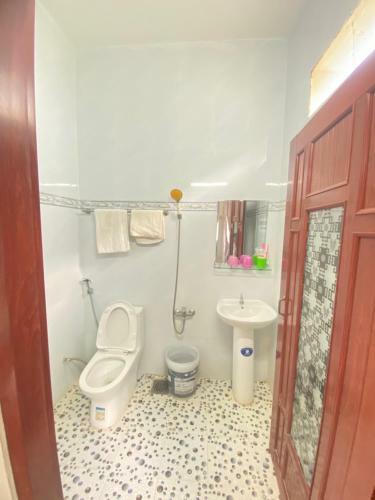 Hotel Kh�ch S?n Vi?t Sang 1