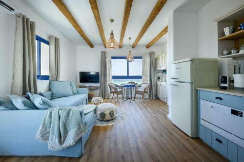 Authentic Beachfront Apartment
