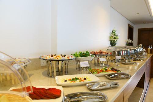 Weekend Hotel Sari