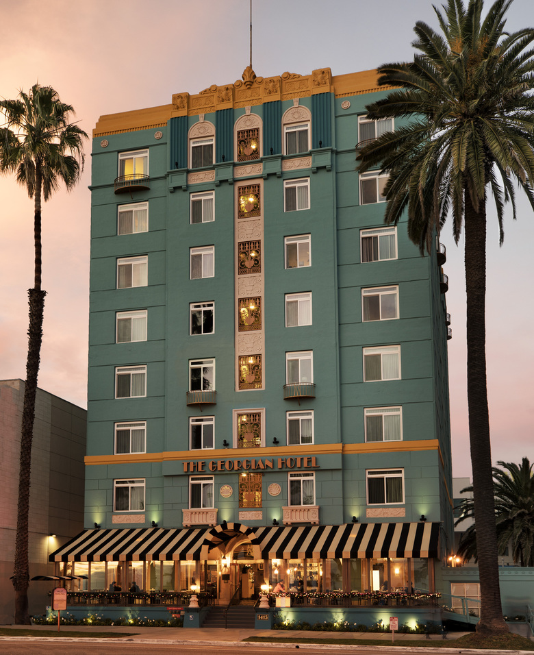 Georgian Hotel