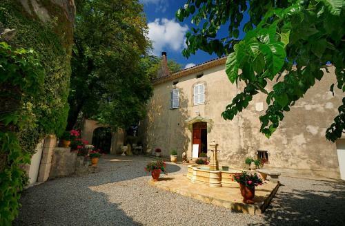 Bed & Breakfast Domaine De Majastre