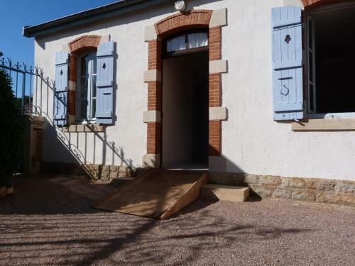 Hotel H�tel Restaurant Du Cheval Blanc