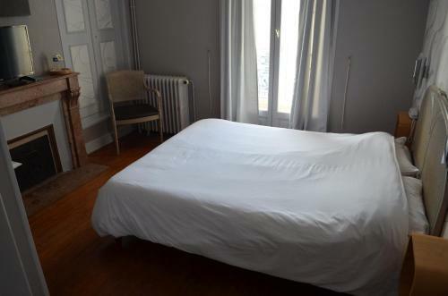 Hotel H�tel Restaurant Du Cheval Blanc