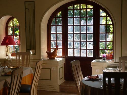 Hotel H�tel Restaurant Du Cheval Blanc