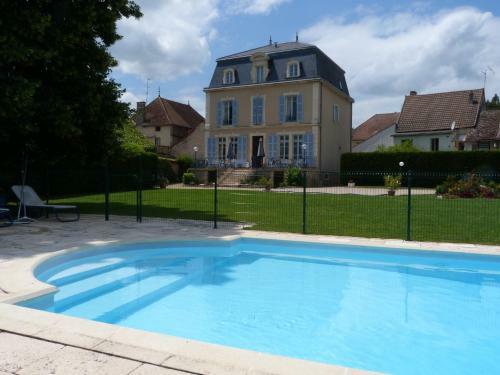 Hotel H�tel Restaurant Du Cheval Blanc