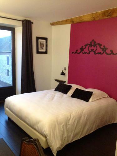 Hostal Les Tournelles
