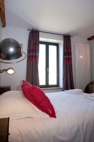 Hostal Les Tournelles