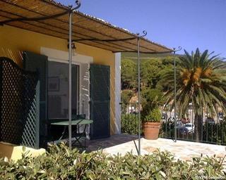 Hotel H�tel Demeure Castel Brando