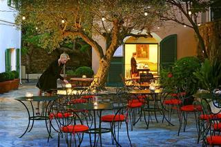 Hotel H�tel Demeure Castel Brando