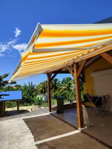 Bungalow Confortable Avec Parking Gratuit