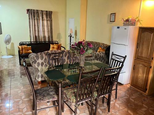 Shirvan Holiday Apartments 2 Bedroom