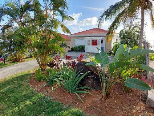 Passion Fruit - Serviced Apartment With Amazing Views