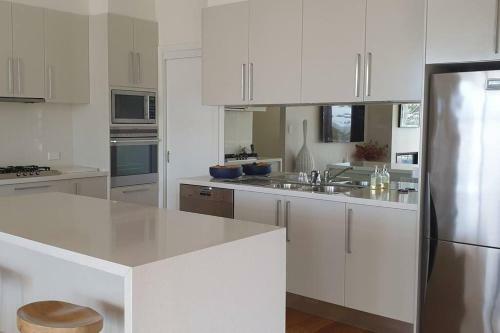 Luxury Uci Course Home Opposite Austinmer Beach