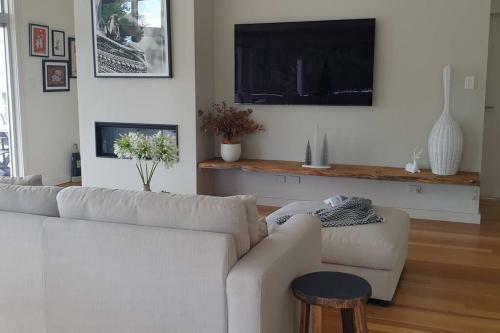 Luxury Uci Course Home Opposite Austinmer Beach