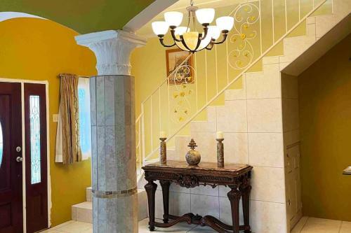 Elegant, Eco-friendly 3-bedroom Villa