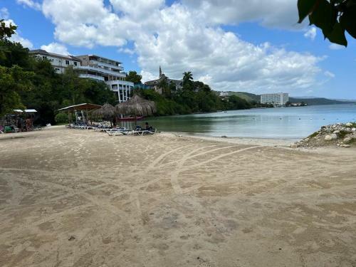 Apartamento Carib Ocho Rios Condo