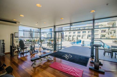 Apartamento Sky Tower Serenity + Rooftop Pool