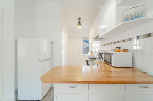 Vintage Style On Bridge Central Location Designated Office Space