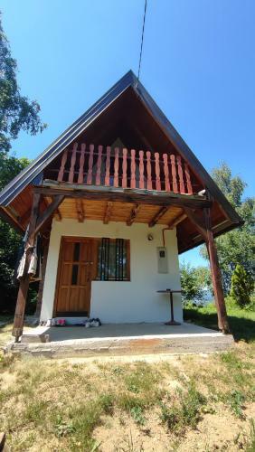 Weekend House Positive Energy