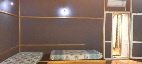 Famana Hostel