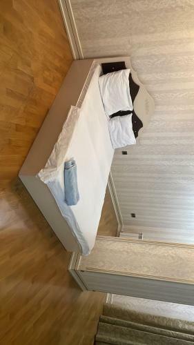Apartment 12