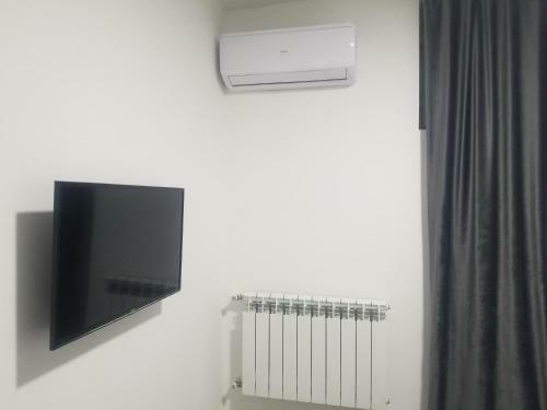 Pak Az Hotel