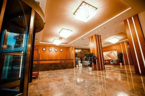 Regal Inn Badamdar Hotel