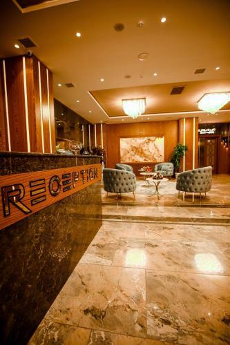 Regal Inn Badamdar Hotel