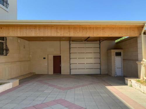 Villa Badamdar